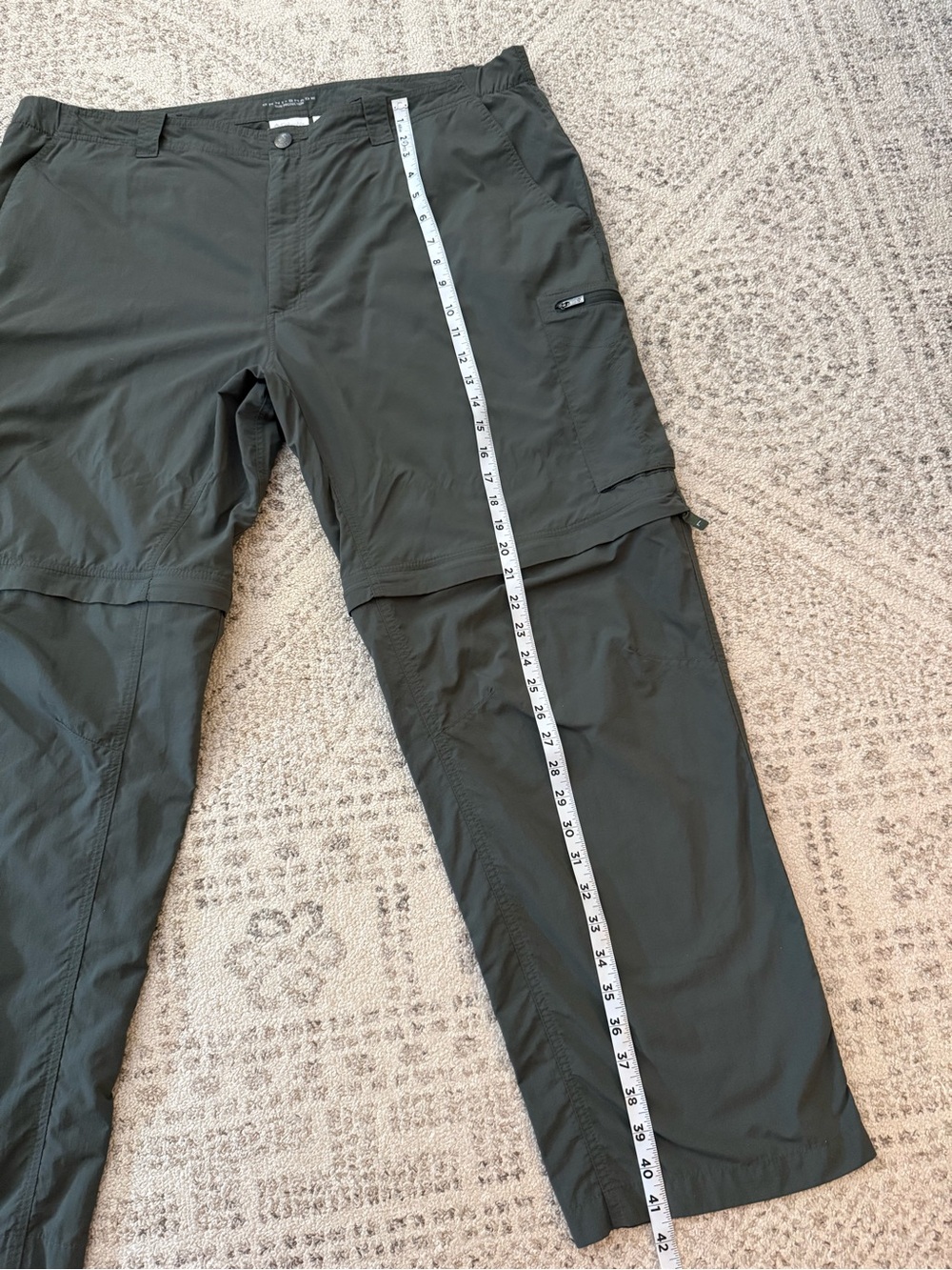 Columbia Men’s Convertible Cargo Pants Omni Shade Sz 44/30 - Picture 3 of 7